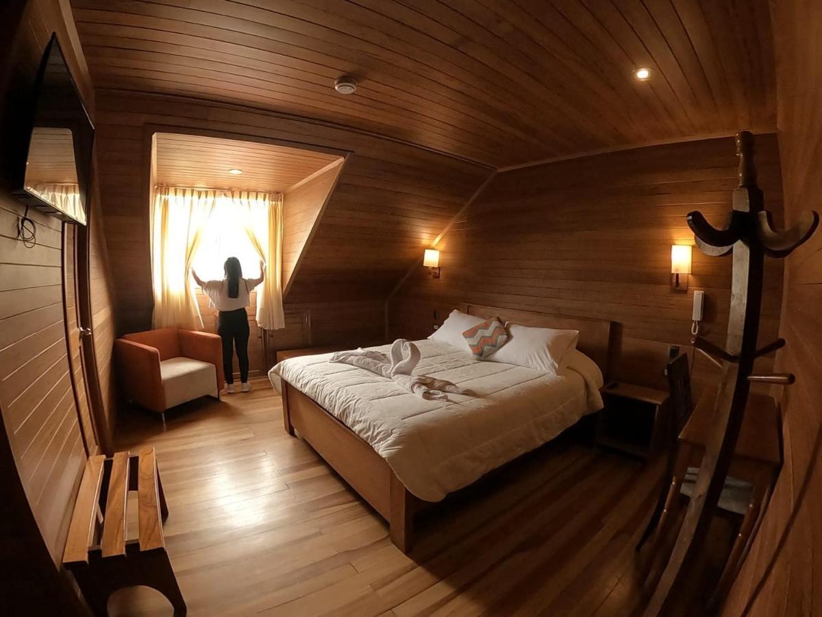 Hotel Heidinger Oxapampa Buitenkant foto