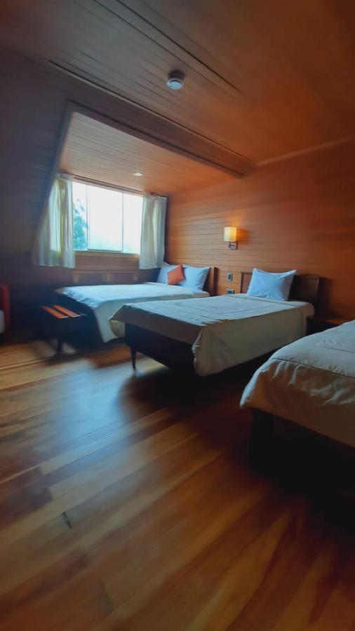 Hotel Heidinger Oxapampa Buitenkant foto